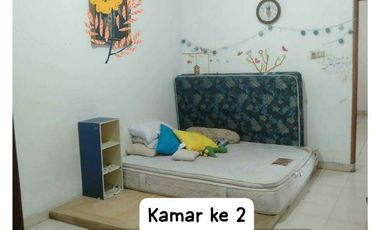 Dijual Rumah Luas 2 lantai di daerah Pondok Gede, Bekasi.
