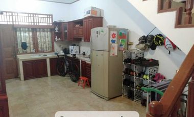 Dijual Rumah Luas 2 lantai di daerah Pondok Gede, Bekasi.