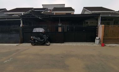 Disewakan Rumah Komplek Green Forest Sultan Mansyur Bukit Palembang