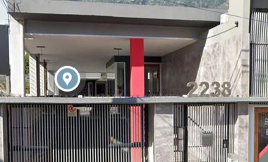 Vente- Cochera cubierta Alvear 2238