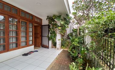 Cipete Selatan, termurah di Kebayoran Baru, rumah siap dalam komplex