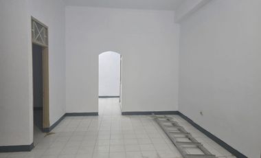 Disewakan rumah murah dekat stasiun kereta bekasi duta harapan