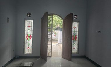 Disewakan rumah murah dekat stasiun kereta bekasi duta harapan