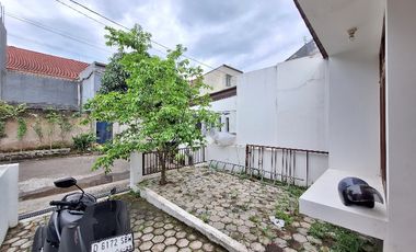 Rumah bumi kencana mas Antapani ga jauh dari gedung sate