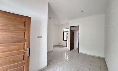 Rumah bumi kencana mas Antapani ga jauh dari gedung sate