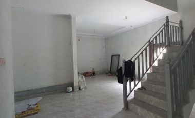 Rumah Baru Mewah Dalam Komplek Duren sawit