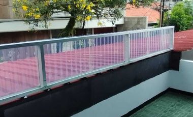 Di sewa rumah di Tebet siap huni dan bisa buat kantor daerah  jaksel