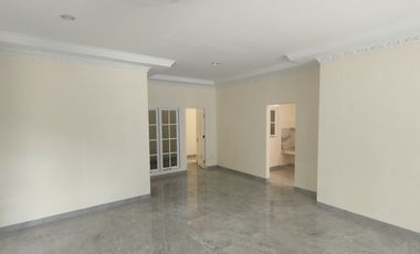 SIAP HUNI! RUMAH HOEK GADING SERPONG SEKTOR 1 SUDAH RENOV BARU MURAH