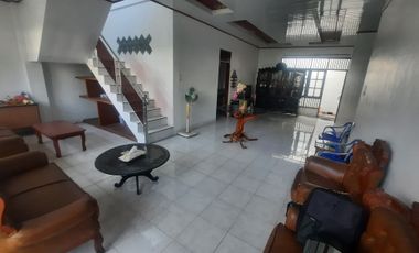 Dijual Rumah 2 Lantai di Medan Tasbi Baru Direnovasi