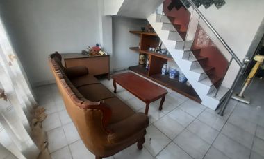 Dijual Rumah 2 Lantai di Medan Tasbi Baru Direnovasi