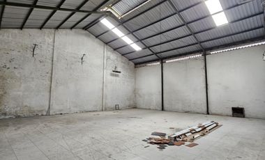 DIKONTRAKKAN GUDANG DAN RUMAH TINGGAL DI KOTA MAGELANG SIAP PAKAI