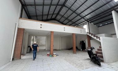 DIKONTRAKKAN GUDANG DAN RUMAH TINGGAL DI KOTA MAGELANG SIAP PAKAI