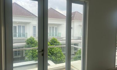 Dijual rumah baru Pasadena Residences 8x15 4,9 M Nego