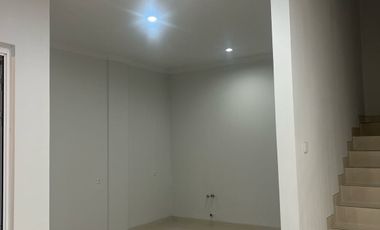 Dijual rumah baru Pasadena Residences 8x15 4,9 M Nego