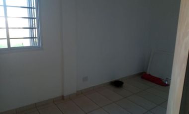 Comoda casa sobre Espora 8515, ciudad de Glew