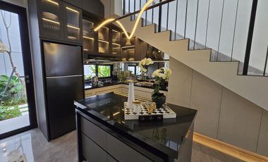 RUMAH 2 LANTAI DEKAT TOL DI ALAM SUTERA TANGERANG SUPER MEWAH ELEGAN