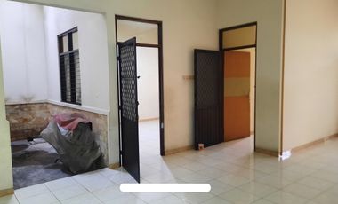 RUMAH MOJO LAMA BAGUS TERAWAT. DEKAT MERR, UNAIR, UWK, UWM, RS UNAIR