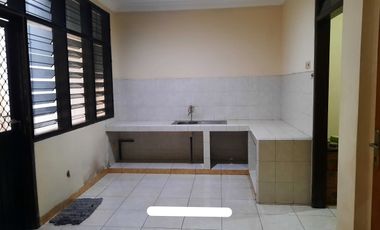 RUMAH MOJO LAMA BAGUS TERAWAT. DEKAT MERR, UNAIR, UWK, UWM, RS UNAIR