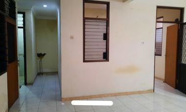 RUMAH MOJO LAMA BAGUS TERAWAT. DEKAT MERR, UNAIR, UWK, UWM, RS UNAIR