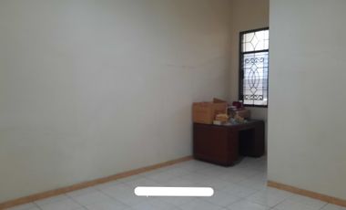 RUMAH MOJO LAMA BAGUS TERAWAT. DEKAT MERR, UNAIR, UWK, UWM, RS UNAIR