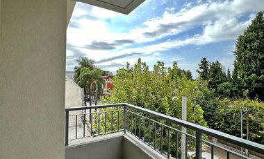 DEPARTAMENTO 2 AMBIENTES AMPLIO CON COCHERA