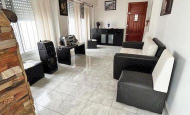 CASA 5 AMBIENTES EN SAN ANDRES LOTE PROPIO