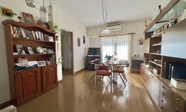 Departamento de 3 ambientes con balcon