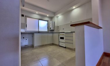 Departamento de 2 ambientes con balcon corrido