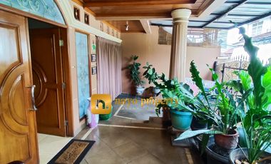 Rumah Mewah Tanah Luas Dekat Pintu Tol di Jatiwaringin Bekasi