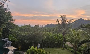 PENJUALAN CEPAT, NEGO KERAS PERLU DIJUAL SEGERA Resort Mewah