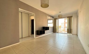 Departamento de 2 ambientes con cochera