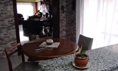 imponente propiedad en Necochea ideal 2 o 3 familias