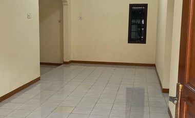 Disewakan Rumah di Rawamangun komplek Puloasem