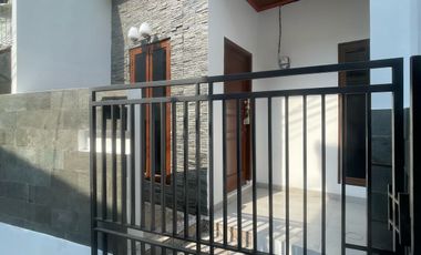 Disewakan Rumah 3 kamar tidur di dekat PHD utan kayu jakarta timur