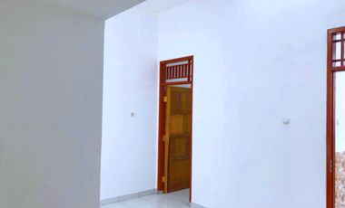 DISEWAKAN RMH  KAWASAN PSR.MINGGU JATI PADANG JAK-SEL