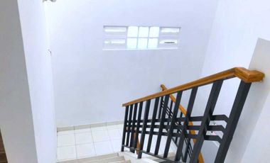 DISEWAKAN RMH  KAWASAN PSR.MINGGU JATI PADANG JAK-SEL