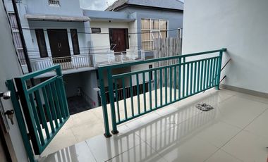 RUMAH 2 LANTAI MODERN MINIMALIS AMBENGAN RESIDENCE