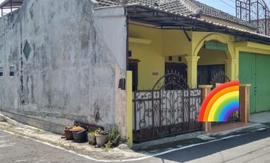 DIJUAL RUMAH PERUM DEKAT SMA TARUNA NUSANTARA MAGELANG