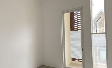 Rumah 1 Menit dari JTP 2 | Free Full Furnished | Ada Manajemen sewa villa