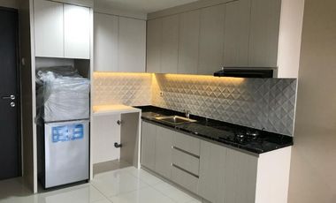 apartment deket pondok indah private lift