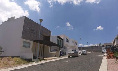 Casa en retna en Punta Es meralda, Querétaro