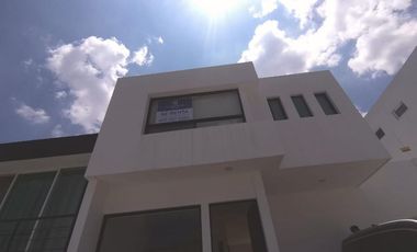 Casa en retna en Punta Es meralda, Querétaro