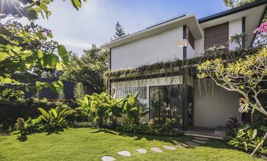 Vila 3 Kamar Tidur Mewah Dan Modern di Pusat Ubud