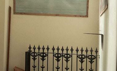 Rumah Bagus Strategis  ada Kios dekat Pusat Bisnis Pasar Kliwon Solo