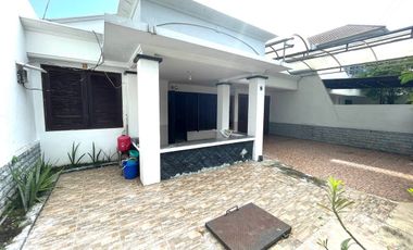 Sewa Rumah Darmo Permai Siap Huni, Full Furnish, Surabaya Barat