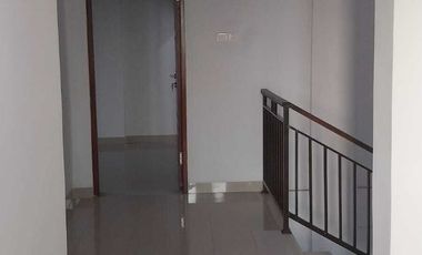 DIJUAL RUMAH  KAWASAN CIPETE DEKAT MRT FATMAWATI JAK-SEL