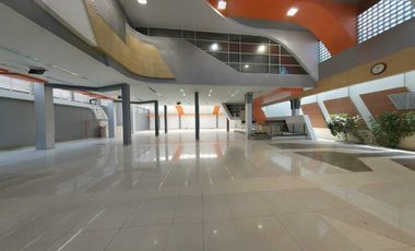 JUAL GEDUNG EX SHOWROOM   TERUSAN BUAH BATU