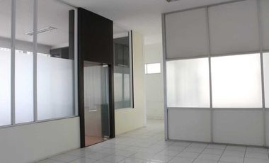 JUAL GEDUNG EX SHOWROOM   TERUSAN BUAH BATU