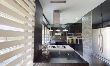 Casa en Venta, Lomas de Bellavista (Las Vilas)