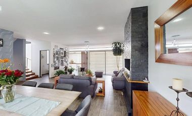 Casa en Venta, Lomas de Bellavista (Las Vilas)